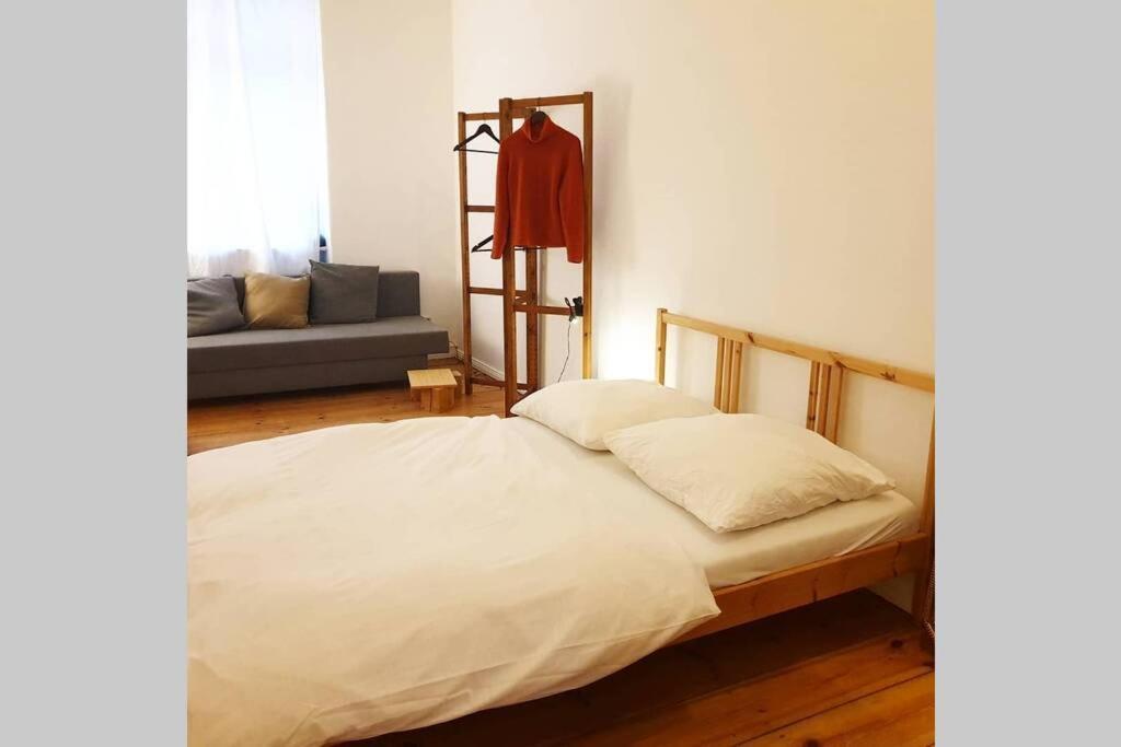 2 Room Apartment In Center Friedrichshain Berlim Exterior foto